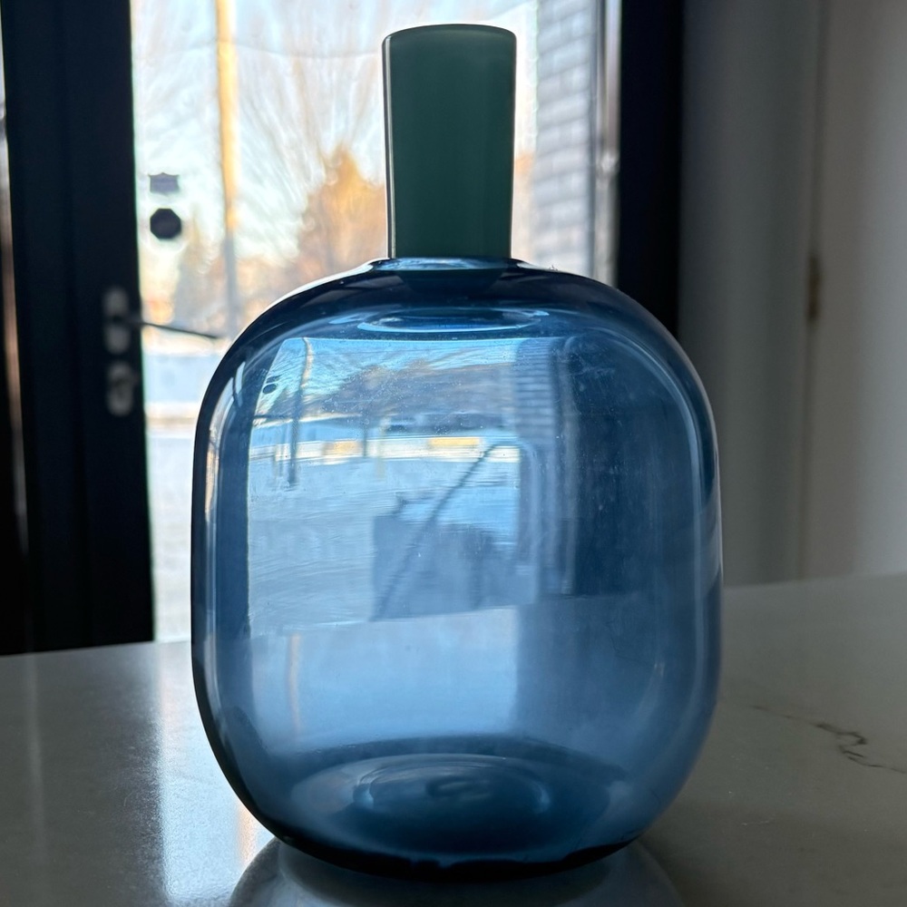 Elegant Blue and Mint Glass Vase